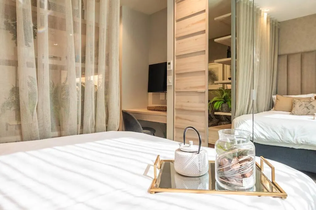 Vibrant Studio Apartment Cape Town