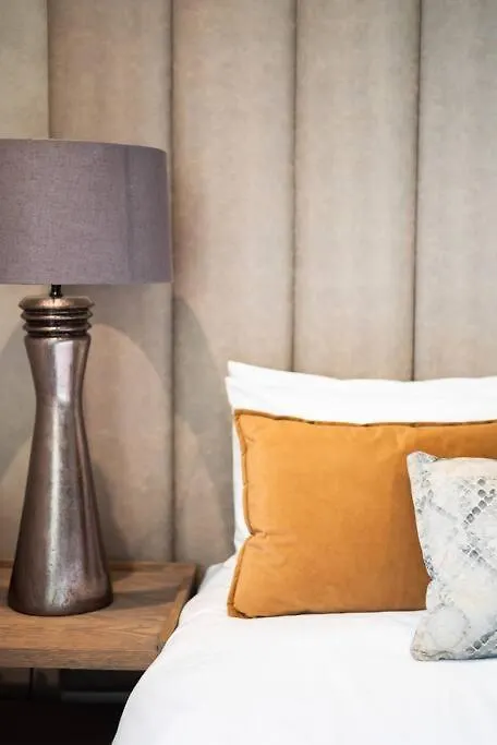 Vibrant Studio Apartment Cape Town